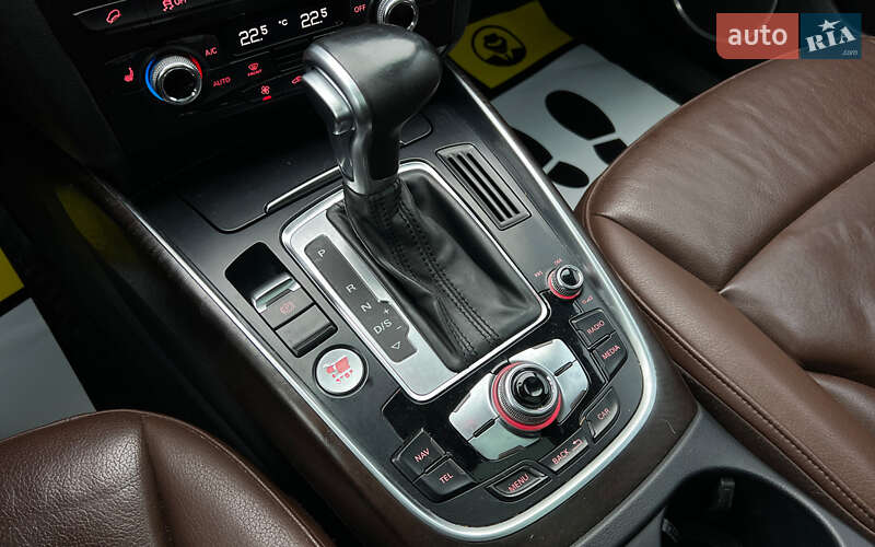 Внедорожник / Кроссовер Audi Q5 2015 в Львове