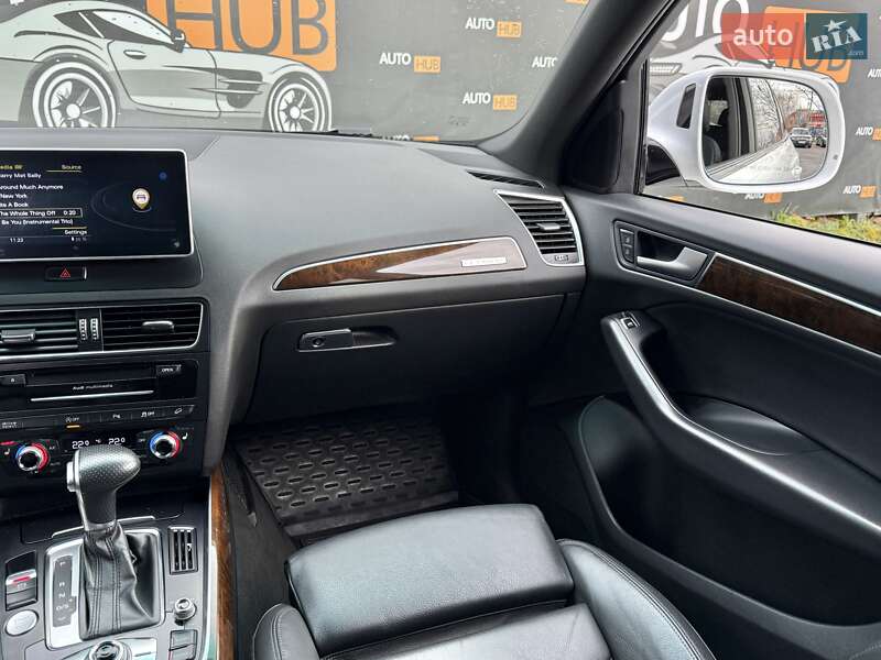 Внедорожник / Кроссовер Audi Q5 2015 в Харькове