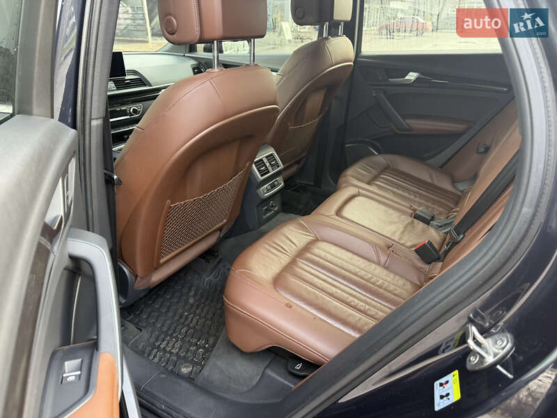 Внедорожник / Кроссовер Audi Q5 2019 в Запорожье