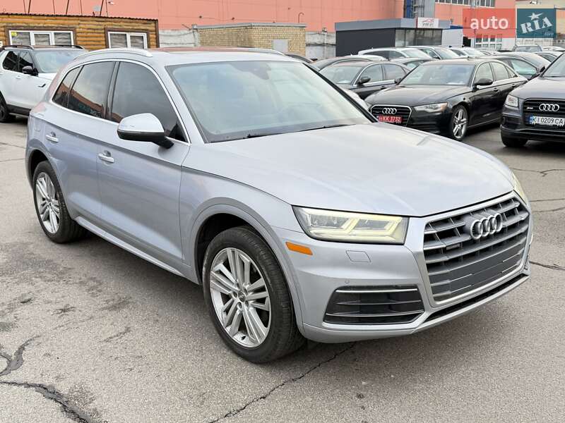 Внедорожник / Кроссовер Audi Q5 2018 в Киеве