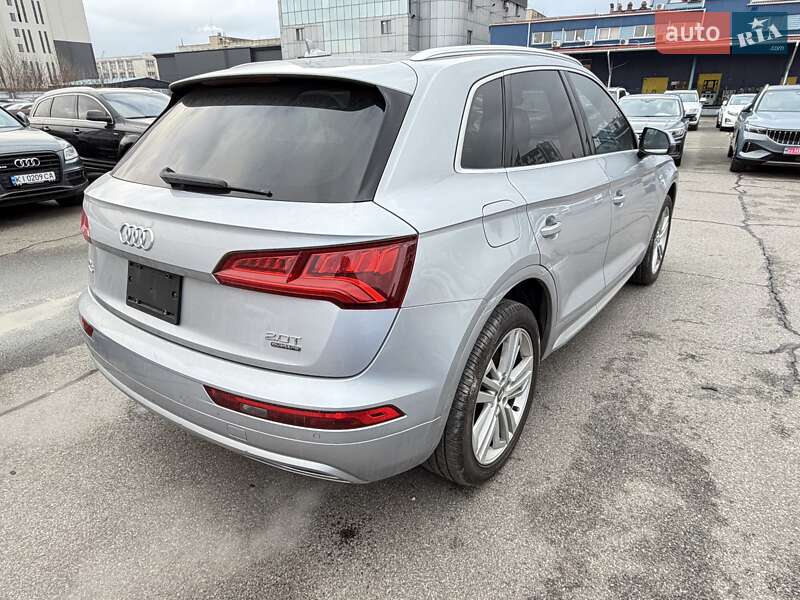 Внедорожник / Кроссовер Audi Q5 2018 в Киеве