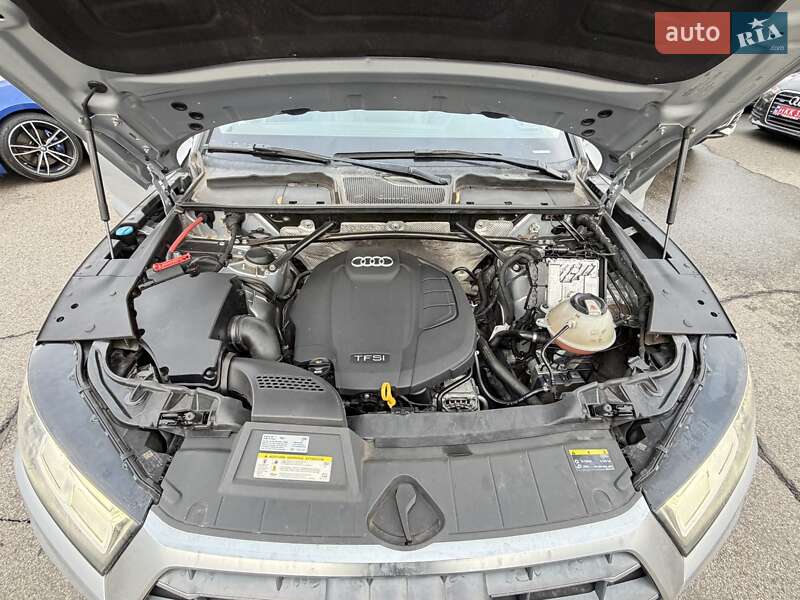 Внедорожник / Кроссовер Audi Q5 2018 в Киеве