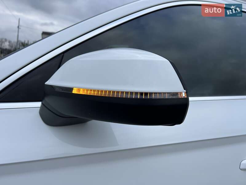 Внедорожник / Кроссовер Audi Q5 2018 в Стрые