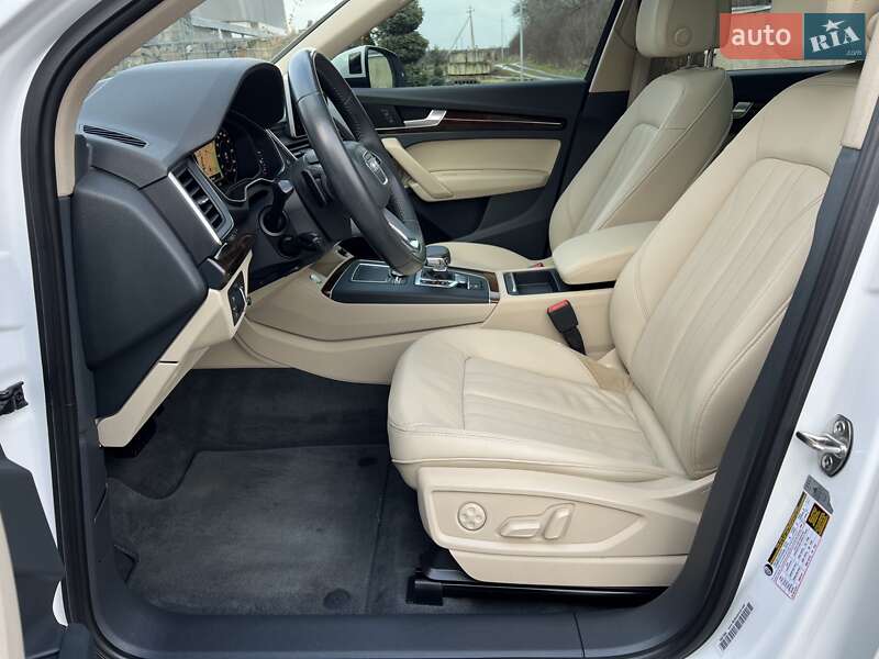 Внедорожник / Кроссовер Audi Q5 2018 в Стрые