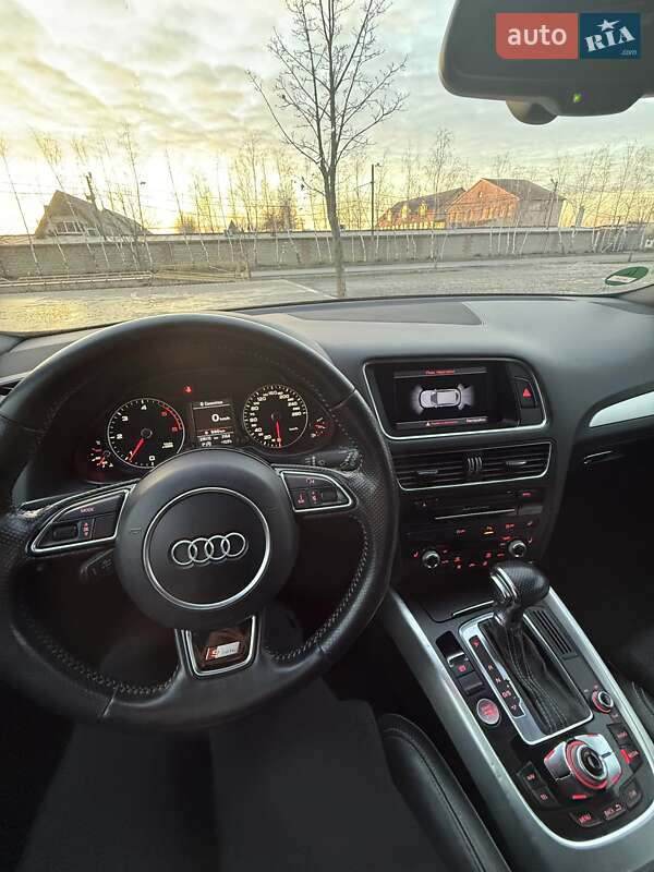 Внедорожник / Кроссовер Audi Q5 2012 в Виноградове фото 9 Внедорожник / Кроссовер Audi Q5 2012 в Виноградове