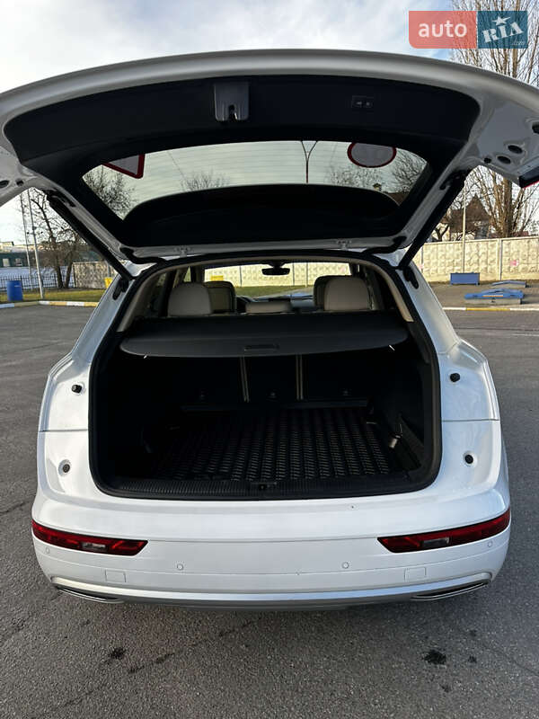 Внедорожник / Кроссовер Audi Q5 2020 в Василькове фото 32 Внедорожник / Кроссовер Audi Q5 2020 в Василькове