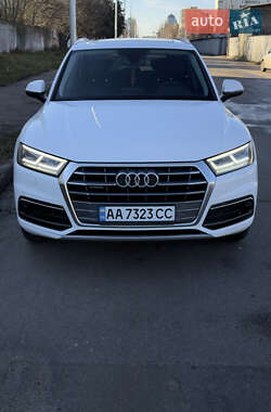 Внедорожник / Кроссовер Audi Q5 2018 в Киеве