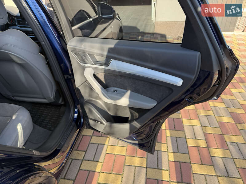 Внедорожник / Кроссовер Audi Q5 2018 в Мироновке