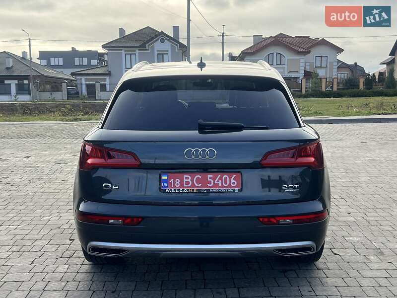 Внедорожник / Кроссовер Audi Q5 2018 в Ровно