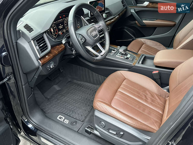 Внедорожник / Кроссовер Audi Q5 2018 в Львове