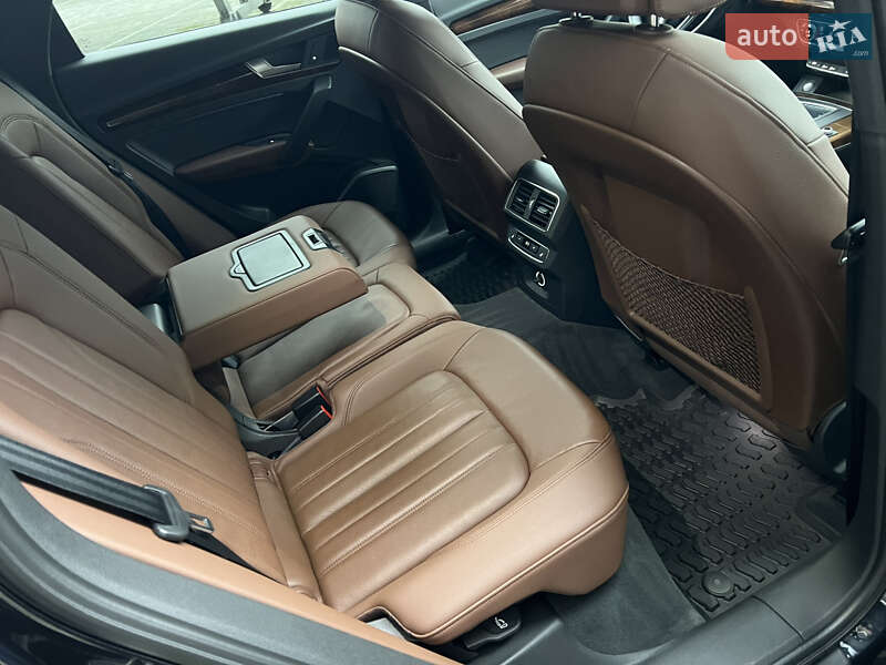 Внедорожник / Кроссовер Audi Q5 2018 в Львове