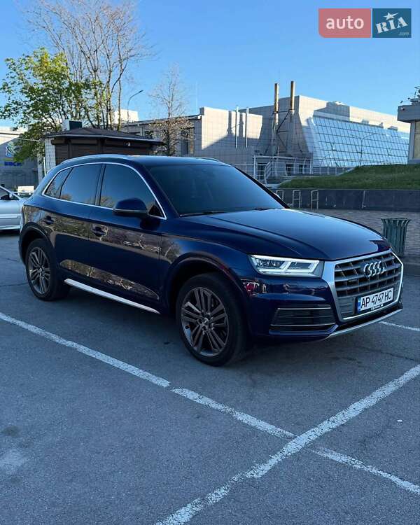 Внедорожник / Кроссовер Audi Q5 2017 в Львове