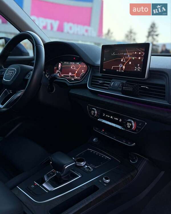 Внедорожник / Кроссовер Audi Q5 2017 в Львове