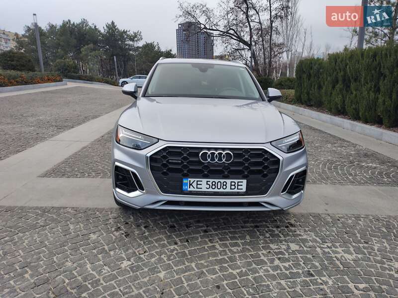 Внедорожник / Кроссовер Audi Q5 2023 в Днепре