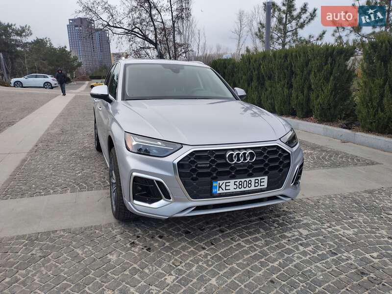 Внедорожник / Кроссовер Audi Q5 2023 в Днепре