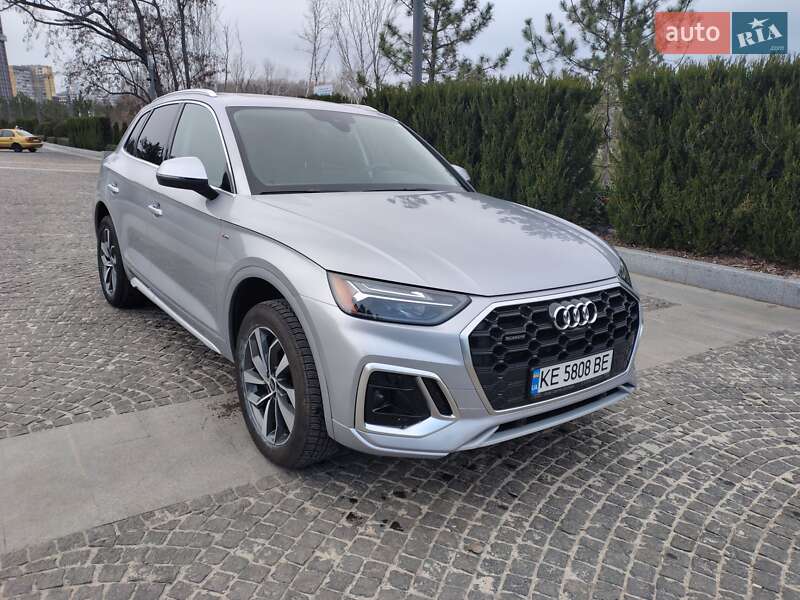 Внедорожник / Кроссовер Audi Q5 2023 в Днепре