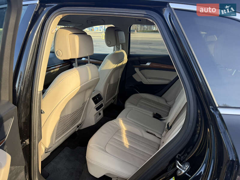 Внедорожник / Кроссовер Audi Q5 2020 в Львове