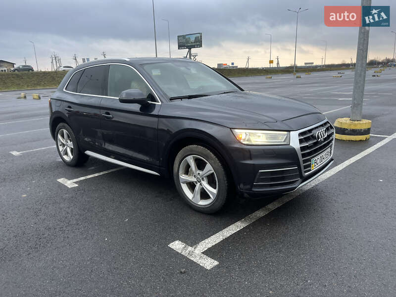 Внедорожник / Кроссовер Audi Q5 2019 в Львове