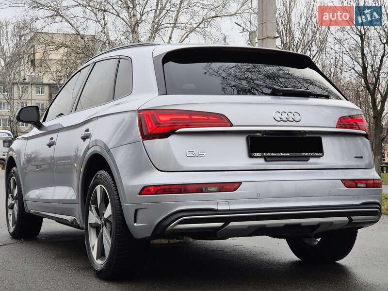 Внедорожник / Кроссовер Audi Q5 2022 в Харькове
