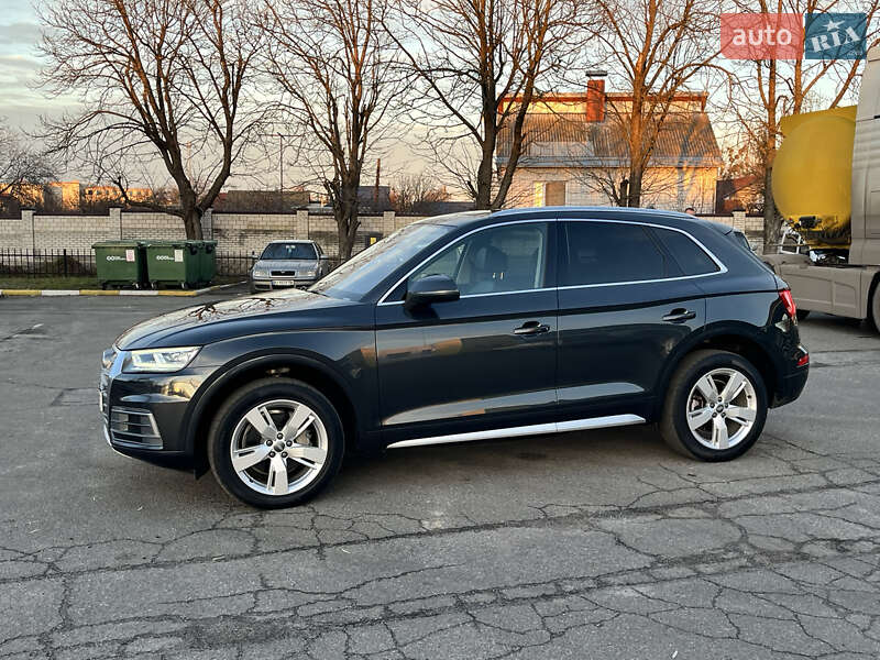 Внедорожник / Кроссовер Audi Q5 2017 в Василькове