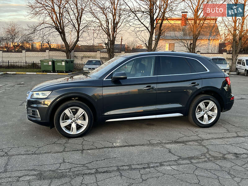 Внедорожник / Кроссовер Audi Q5 2017 в Василькове