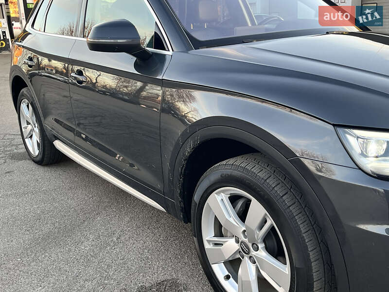 Внедорожник / Кроссовер Audi Q5 2017 в Василькове