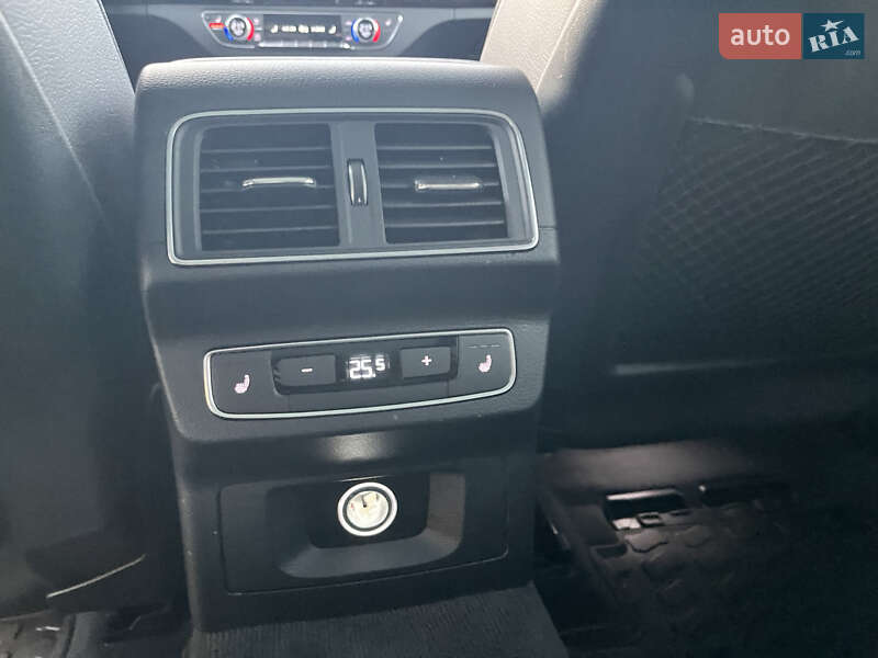 Внедорожник / Кроссовер Audi Q5 2017 в Василькове