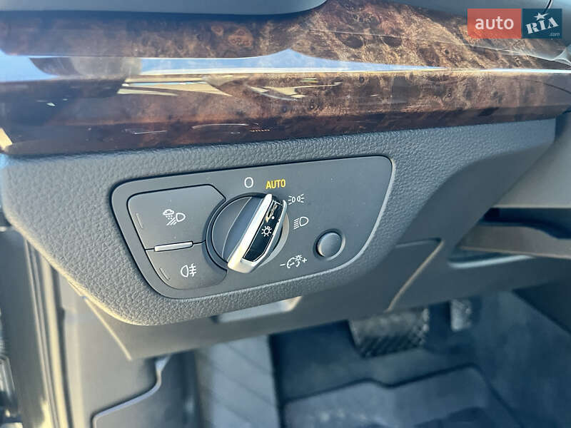 Внедорожник / Кроссовер Audi Q5 2017 в Василькове