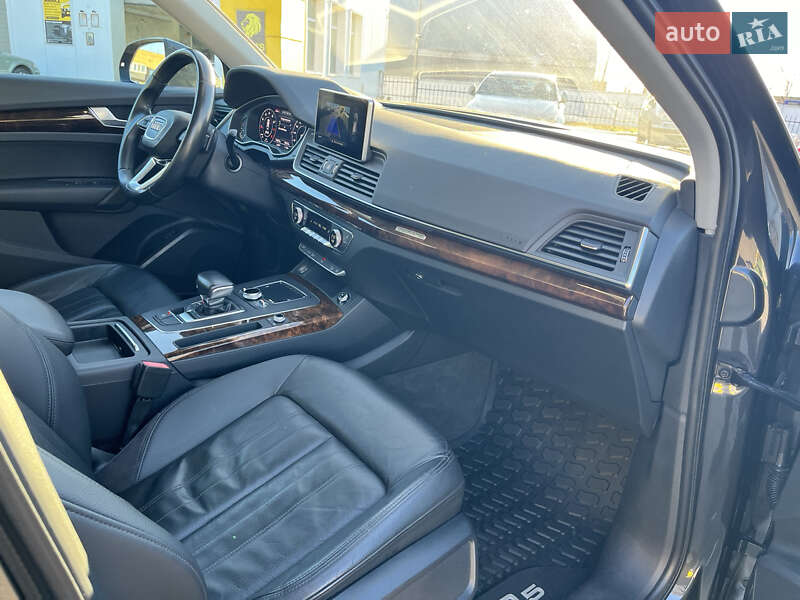 Внедорожник / Кроссовер Audi Q5 2017 в Василькове