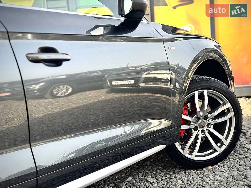 Внедорожник / Кроссовер Audi Q5 2016 в Стрые