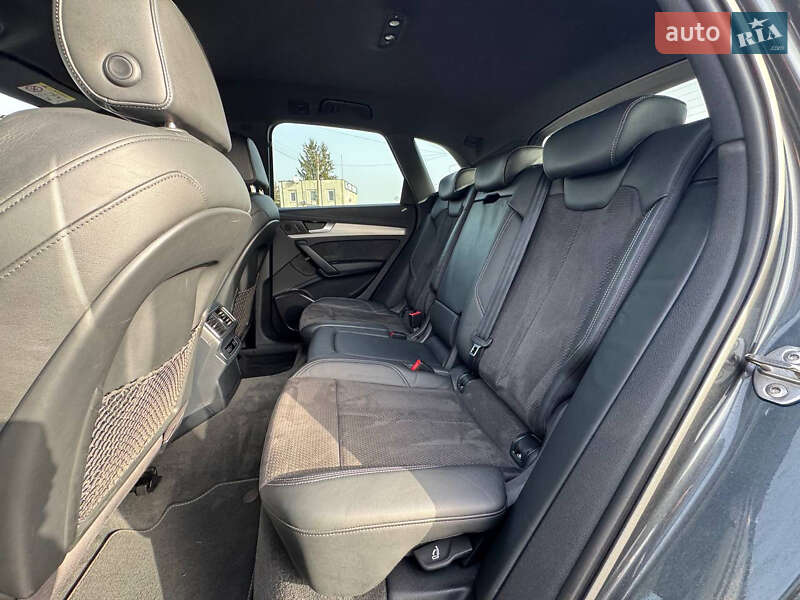 Внедорожник / Кроссовер Audi Q5 2016 в Стрые