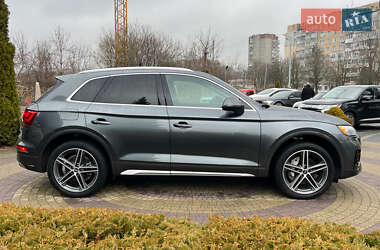 Внедорожник / Кроссовер Audi Q5 2020 в Львове