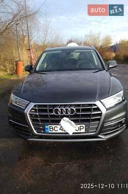 Внедорожник / Кроссовер Audi Q5 2017 в Дрогобыче