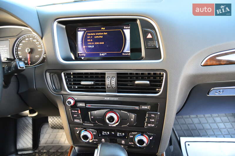 Внедорожник / Кроссовер Audi Q5 2015 в Дрогобыче