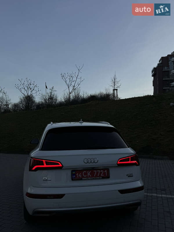 Внедорожник / Кроссовер Audi Q5 2017 в Львове фото 10 Внедорожник / Кроссовер Audi Q5 2017 в Львове