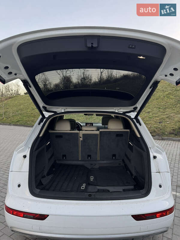 Внедорожник / Кроссовер Audi Q5 2017 в Львове фото 13 Внедорожник / Кроссовер Audi Q5 2017 в Львове