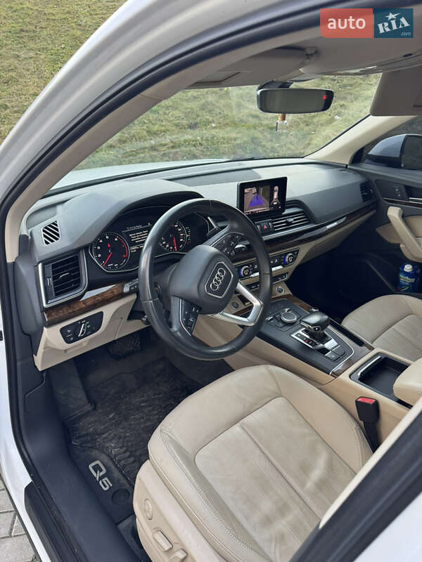 Внедорожник / Кроссовер Audi Q5 2017 в Львове фото 20 Внедорожник / Кроссовер Audi Q5 2017 в Львове