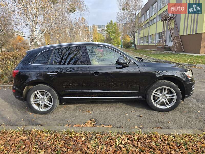 Внедорожник / Кроссовер Audi Q5 2016 в Каневе