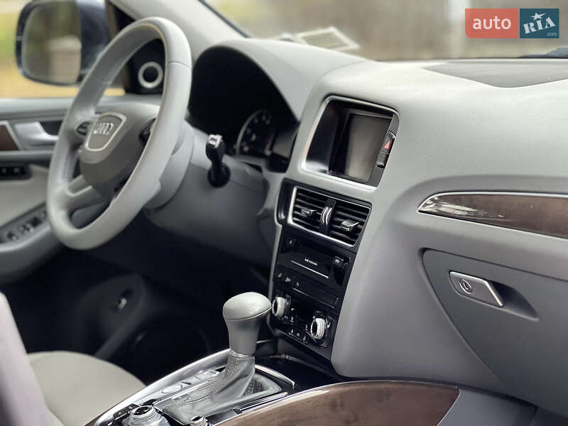 Внедорожник / Кроссовер Audi Q5 2014 в Староконстантинове