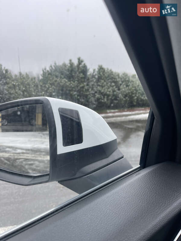 Внедорожник / Кроссовер Audi Q5 2018 в Киеве