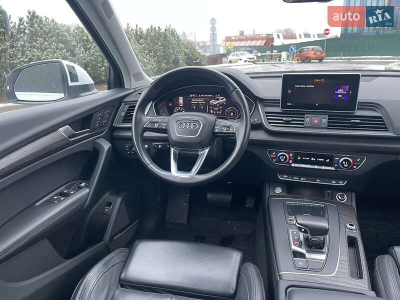 Внедорожник / Кроссовер Audi Q5 2018 в Киеве