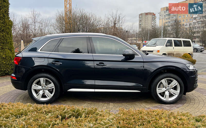 Внедорожник / Кроссовер Audi Q5 2017 в Львове