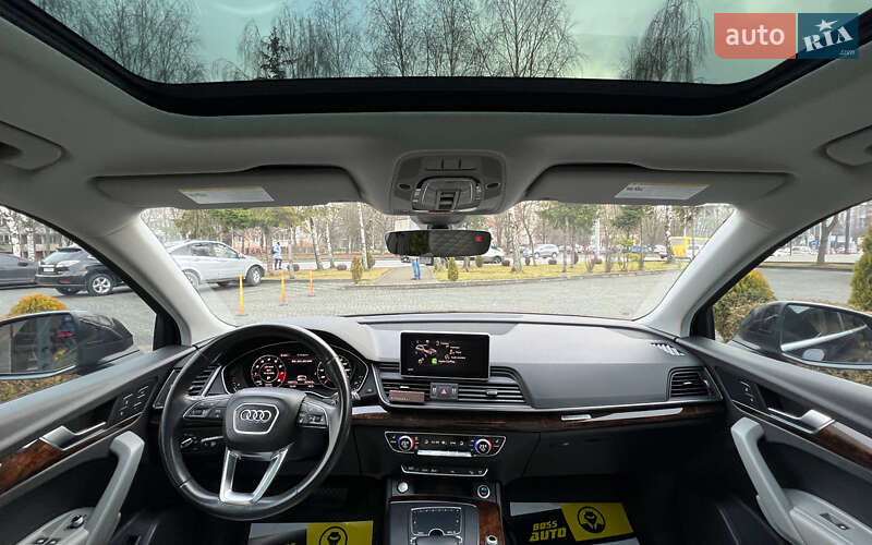 Внедорожник / Кроссовер Audi Q5 2017 в Львове