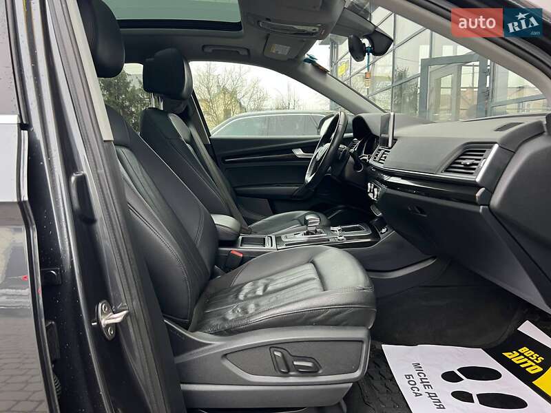 Внедорожник / Кроссовер Audi Q5 2018 в Ивано-Франковске