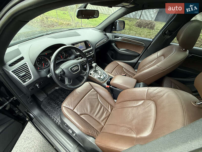 Внедорожник / Кроссовер Audi Q5 2017 в Луцке