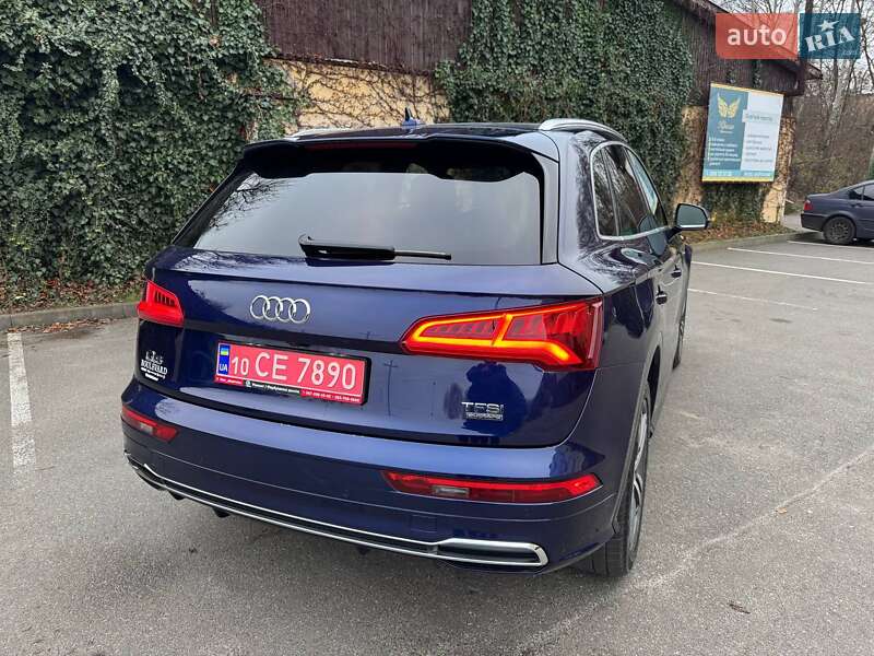 Внедорожник / Кроссовер Audi Q5 2017 в Киеве