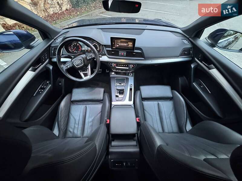 Внедорожник / Кроссовер Audi Q5 2017 в Киеве