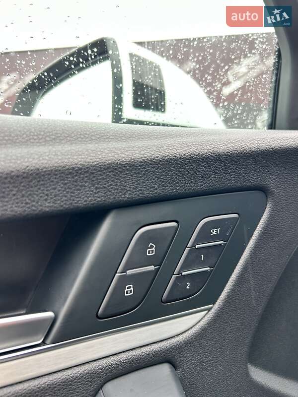 Внедорожник / Кроссовер Audi Q5 2017 в Сумах