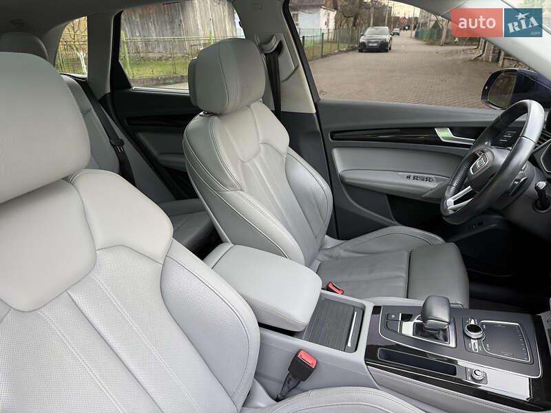 Позашляховик / Кросовер Audi Q5 2020 в Івано-Франківську фото 17 Позашляховик / Кросовер Audi Q5 2020 в Івано-Франківську