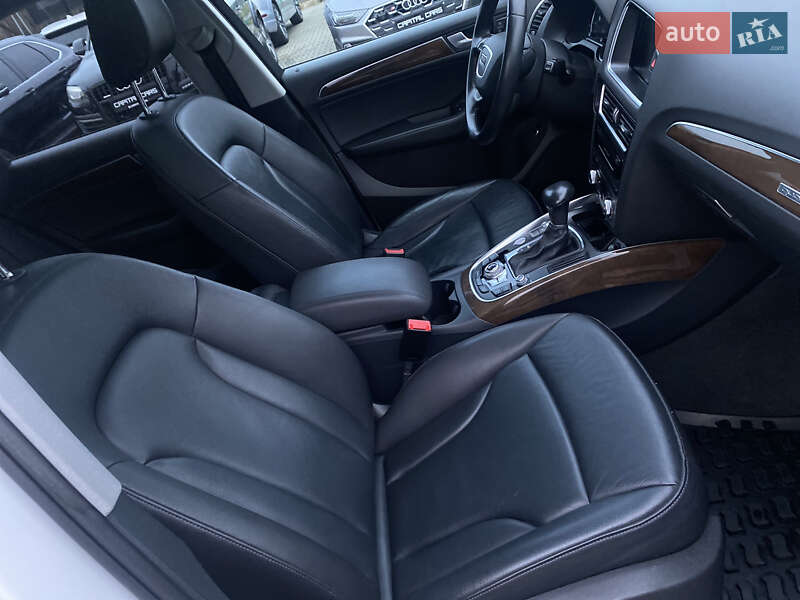 Внедорожник / Кроссовер Audi Q5 2016 в Луцке
